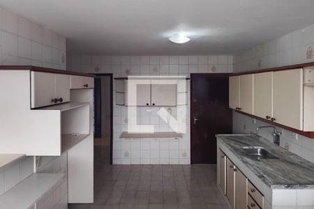 Apartamento para alugar com 134m², 3 quartos e 2 vagasCozinha