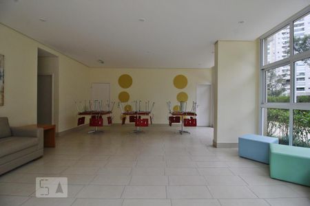 Apartamento para alugar com 69m², 2 quartos e 2 vagasÁrea comum - Salão de festas