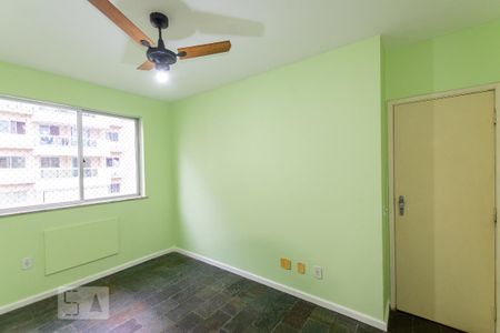 Apartamento para alugar com 110m², 2 quartos e 1 vaga Apartamento para alugar com 110m², 2 quartos e 1 vagaSuite