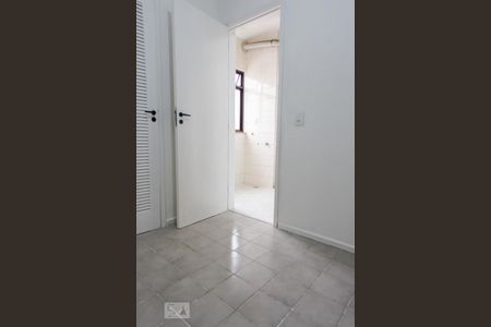 Apartamento à venda com 130m², 3 quartos e 2 vagasQuarto de Serviço