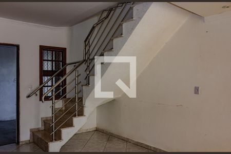Escada de casa à venda com 4 quartos, 197m² em São José, Canoas