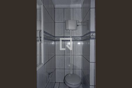 Casa à venda com 197m², 4 quartos e 3 vagasBanheiro 1