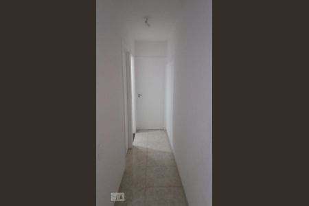 Corredor de apartamento para alugar com 2 quartos, 41m² em Del Castilho, Rio de Janeiro