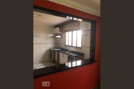 Casa para alugar com 128m², 3 quartos e 4 vagas Casa para alugar com 128m², 3 quartos e 4 vagasCozinha