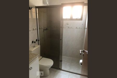 Casa para alugar com 128m², 3 quartos e 4 vagas Casa para alugar com 128m², 3 quartos e 4 vagasBanheiro