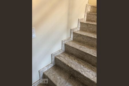 Ecadas de casa para alugar com 3 quartos, 128m² em Jardim Taboão, São Paulo