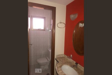 Banheiro de casa para alugar com 3 quartos, 128m² em Jardim Taboão, São Paulo