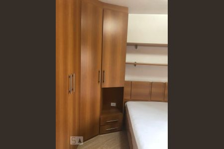 Suíte de casa para alugar com 3 quartos, 128m² em Jardim Taboão, São Paulo