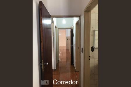 corredor de casa para alugar com 3 quartos, 130m² em Jardim García, Campinas