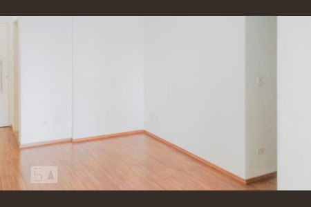 Sala de apartamento para alugar com 3 quartos, 80m² em Vila Osasco, Osasco