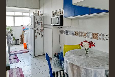 Apartamento à venda com 99m², 3 quartos e 1 vagaCozinha