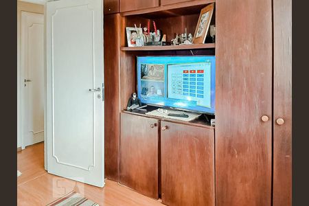 Apartamento à venda com 99m², 3 quartos e 1 vagaSegundo dormitório