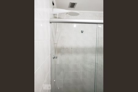 Banheiro de apartamento para alugar com 1 quarto, 42m² em Aclimação, São Paulo