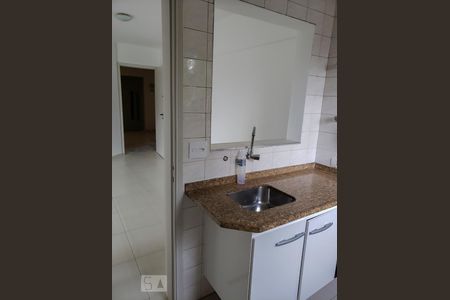 Cozinha de apartamento para alugar com 1 quarto, 42m² em Aclimação, São Paulo
