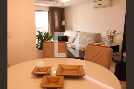 sala de  de apartamento para alugar com 2 quartos, 87m² em Jardim Goiás, Goiânia