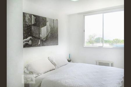 Quarto 2 de apartamento para alugar com 2 quartos, 52m² em Anil, Rio de Janeiro