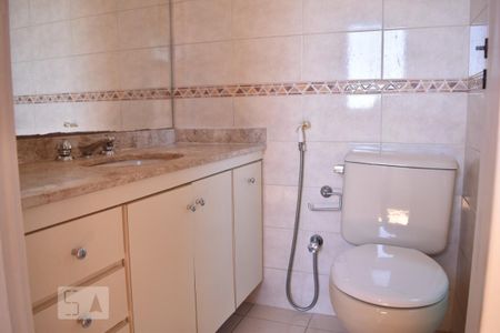Lavabo de apartamento para alugar com 3 quartos, 74m² em Jardim Colombo, São Paulo