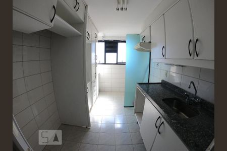 Apartamento para alugar com 74m², 3 quartos e 2 vagasCozinha