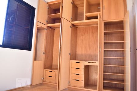 Quarto de apartamento para alugar com 3 quartos, 74m² em Jardim Colombo, São Paulo