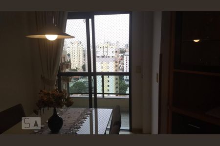 Apartamento à venda com 71m², 2 quartos e 2 vagasSala