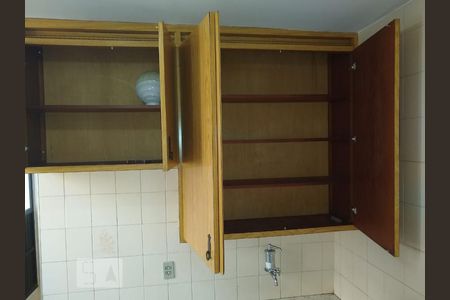 Apartamento à venda com 56m², 2 quartos e 1 vaga Apartamento à venda com 56m², 2 quartos e 1 vagaCozinha