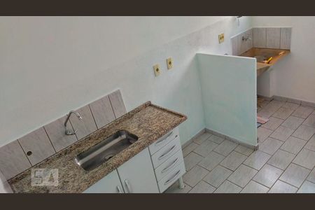 Cozinha de apartamento à venda com 2 quartos, 56m² em Parque Residencial Vila União, Campinas