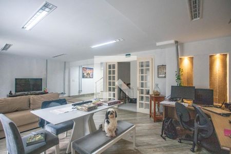 Sala  de casa para alugar com 4 quartos, 750m² em Centro, Diadema
