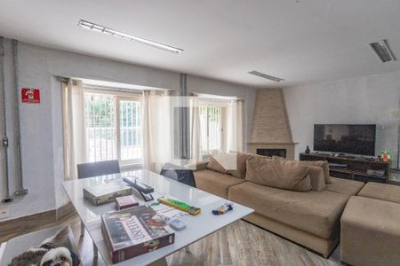 Sala  de casa para alugar com 4 quartos, 750m² em Centro, Diadema