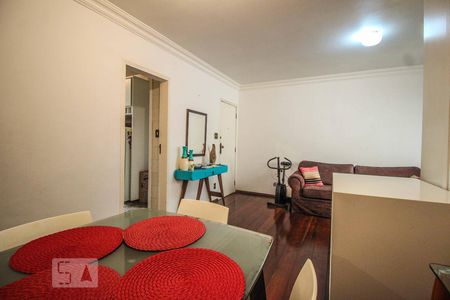 Sala de apartamento para alugar com 3 quartos, 95m² em Santo Antônio, Belo Horizonte