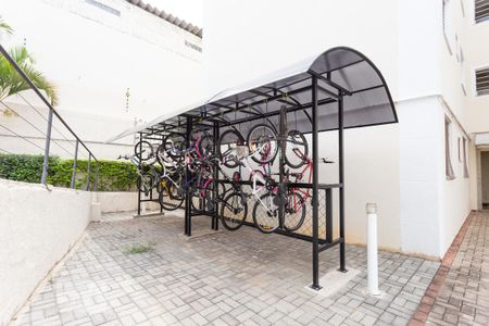 Apartamento à venda com 57m², 2 quartos e 1 vaga Apartamento à venda com 57m², 2 quartos e 1 vagaBicicletário