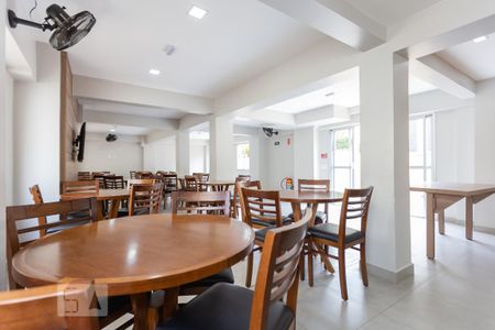 Apartamento à venda com 57m², 2 quartos e 1 vaga Apartamento à venda com 57m², 2 quartos e 1 vagaÁrea comum - Salão de festas