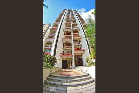 Apartamento para alugar com 60m², 1 quarto e 1 vagaFachada