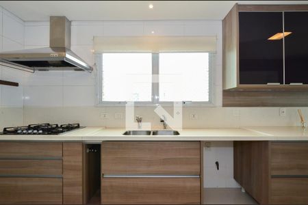 Apartamento à venda com 205m², 4 quartos e 4 vagas Apartamento à venda com 205m², 4 quartos e 4 vagasCozinha