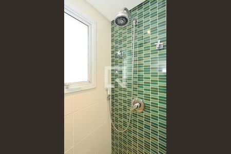 Apartamento à venda com 205m², 4 quartos e 4 vagas Apartamento à venda com 205m², 4 quartos e 4 vagasBanheiro da Suíte 1