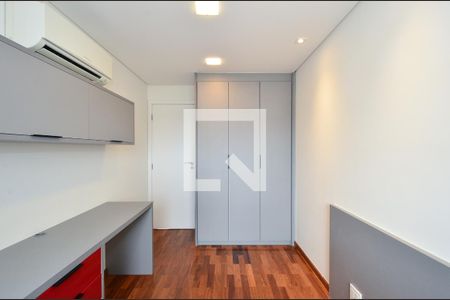 Apartamento à venda com 205m², 4 quartos e 4 vagas Apartamento à venda com 205m², 4 quartos e 4 vagasQuarto 1