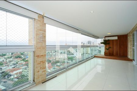 Apartamento à venda com 205m², 4 quartos e 4 vagas Apartamento à venda com 205m², 4 quartos e 4 vagasVaranda gourmet