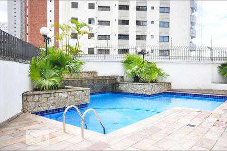 Apartamento para alugar com 242m², 4 quartos e 3 vagasPiscina