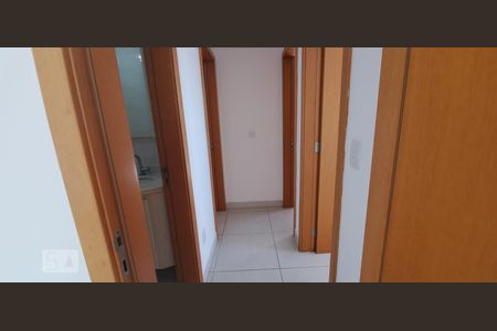 Corredor de apartamento para alugar com 3 quartos, 100m² em Taquaral, Campinas