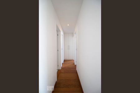 Corredor de apartamento para alugar com 2 quartos, 58m² em Lapa, São Paulo