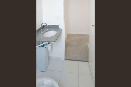 Banheiro de apartamento para alugar com 2 quartos, 48m² em Jardim América da Penha, São Paulo
