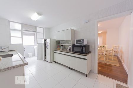 Apartamento para alugar com 116m², 3 quartos e 1 vagaCozinha