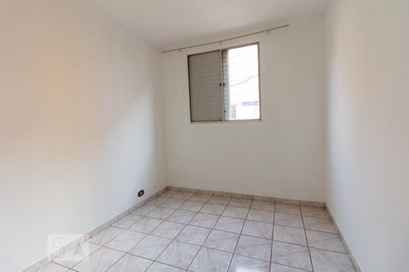 Quarto 1 de apartamento para alugar com 2 quartos, 50m² em Vila São Silvestre, São Paulo