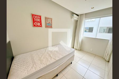 Quarto  de apartamento para alugar com 2 quartos, 60m² em Ingleses do Rio Vermelho, Florianópolis