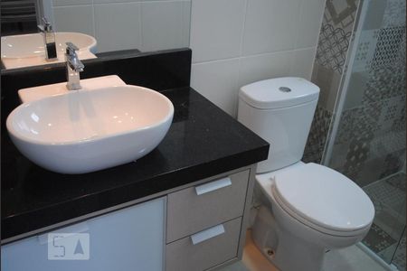 Banheiro Quarto 1 de apartamento para alugar com 2 quartos, 60m² em Ingleses do Rio Vermelho, Florianópolis