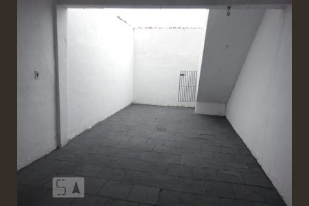 Casa para alugar com 120m², 2 quartos e 1 vaga Casa para alugar com 120m², 2 quartos e 1 vagaÁrea de Serviço