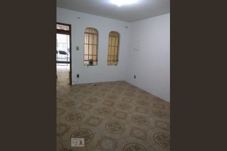 Sala de casa para alugar com 2 quartos, 120m² em Itaquera, São Paulo