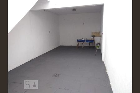 Casa para alugar com 120m², 2 quartos e 1 vaga Casa para alugar com 120m², 2 quartos e 1 vagaÁrea de Serviço