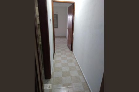 Corredor de casa para alugar com 2 quartos, 120m² em Itaquera, São Paulo