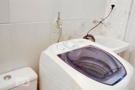 Casa à venda com 80m², 3 quartos e sem vagaBanheiro