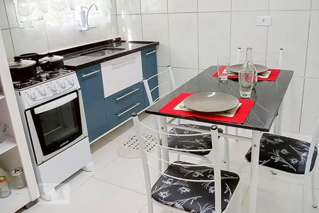 Cozinha de casa para alugar com 1 quarto, 40m² em Vila Regente Feijó, São Paulo
